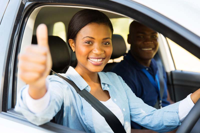 Au pair possono guidare l'auto? Vediamo come